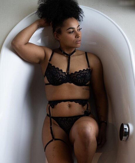 graefiin melanin porn actress image