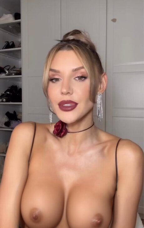 Gerda Lewis best pornstar pics