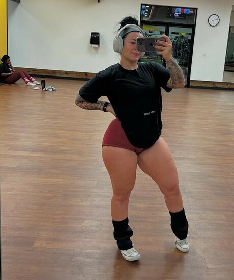 Hopemfnoe perfect star image