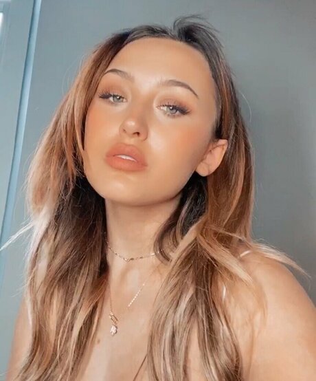 Kiera Bridget high quality star archive