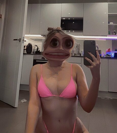 Kiera Bridget top model photo