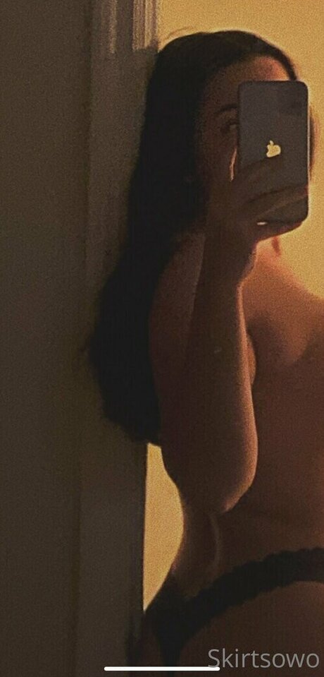 skirtsowo sexy pornstar photo