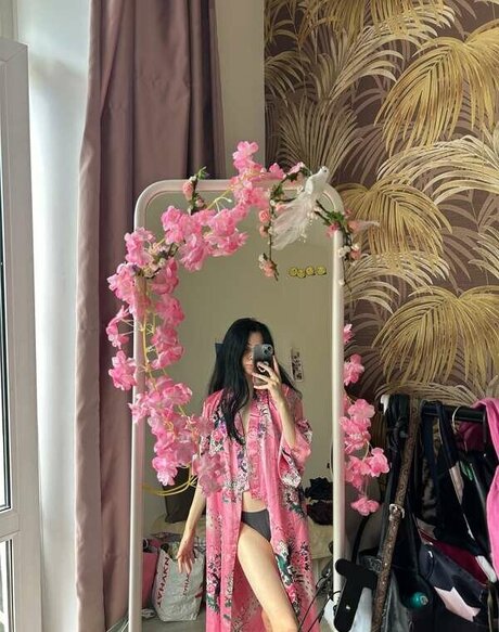 Mermaids Kiss hot pornstar gallery