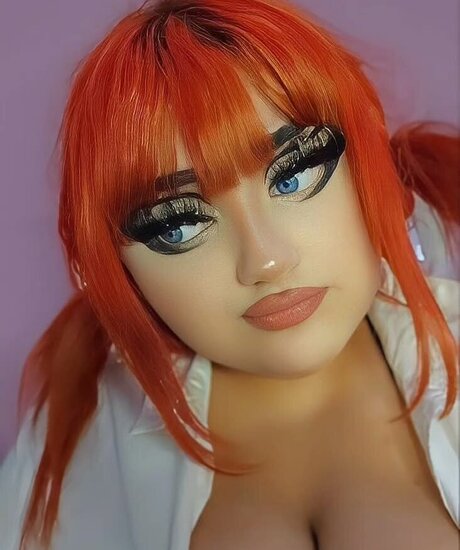 Bigtiddyash pretty actress image