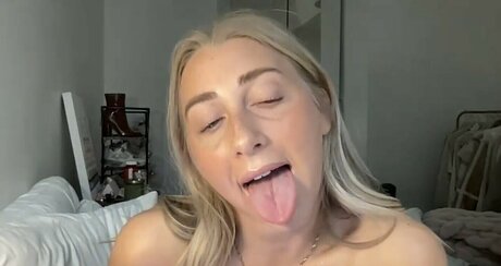 libbyrae nude pornstar pics