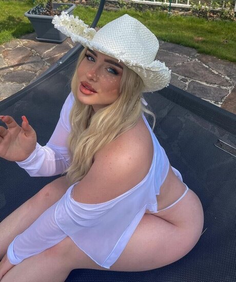 Luisa Fr h sex star image