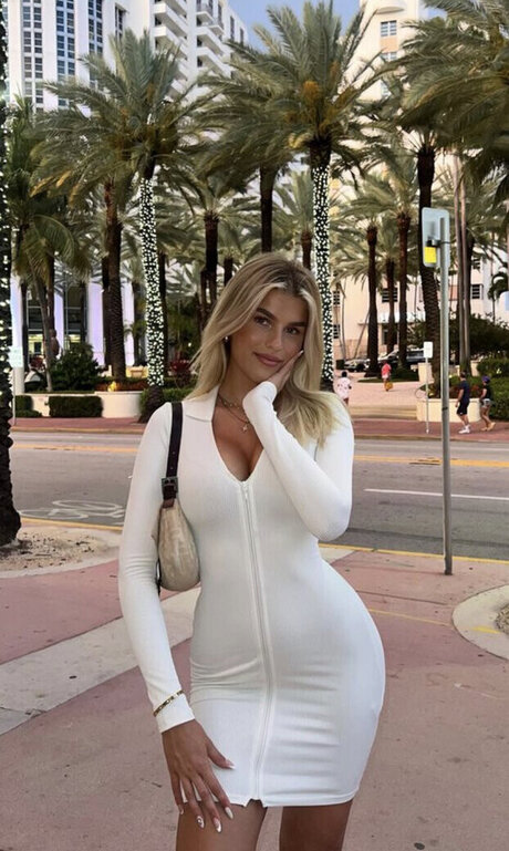 Sophie Schnur sexy star pic