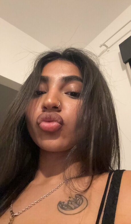 Fionee pornstar hot galleries