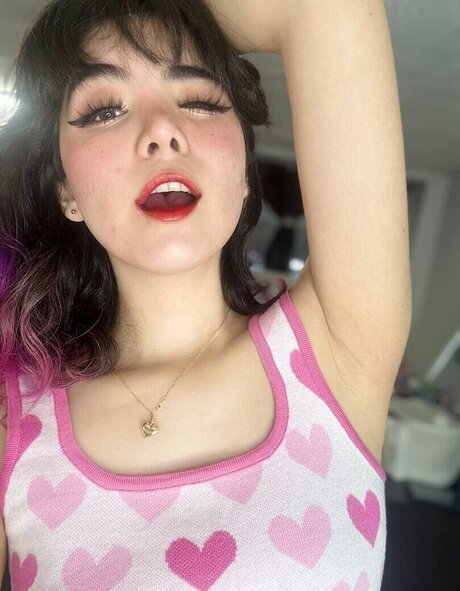 Julyjinku pornstar hd picture