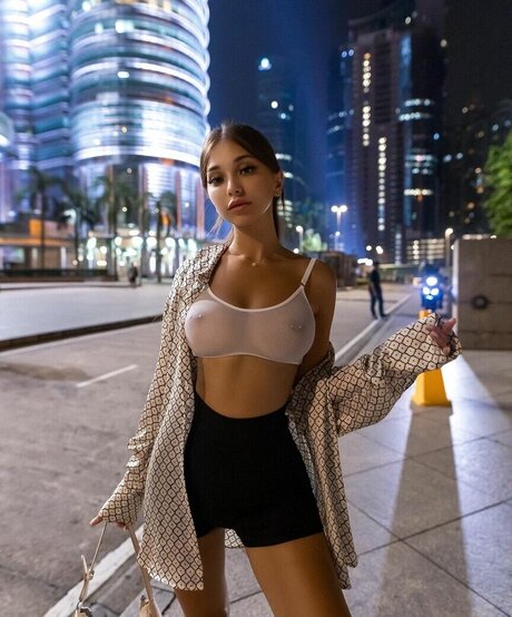 dianaseyx xxx model pics