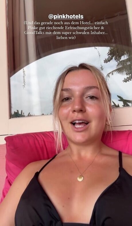 Joana Link erotic pornstar images