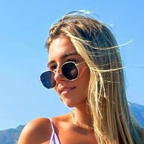 Arianna Felber pornstar naked gallery