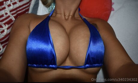 Arianna Felber exclusive model images