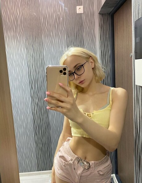 GloriaMatvien perfect pornstar galleries