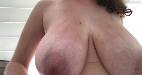 Ineffable Jenna star free image