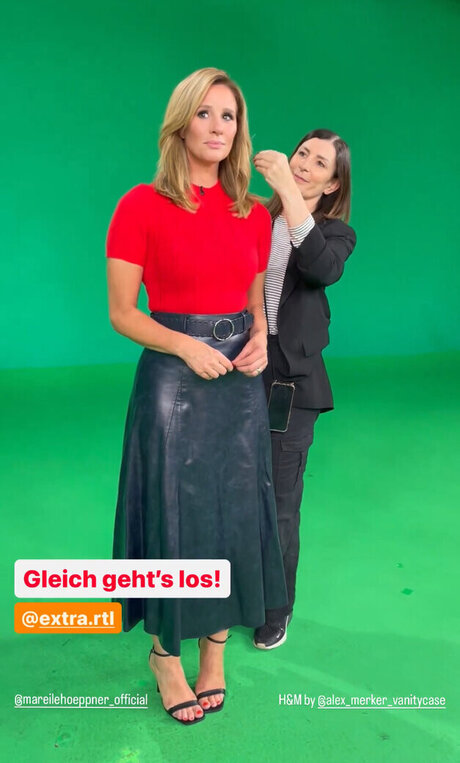 blonde secretary onlyfans free porn archive