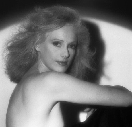 Sondra Locke exclusive star pics