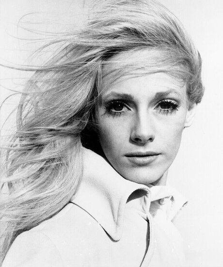 Sondra Locke profile image