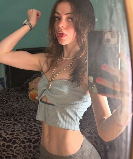 Zion Diamond art actress pics