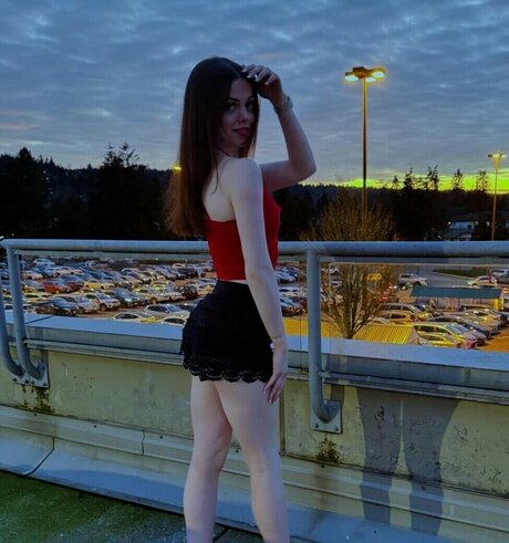 Zion Diamond exclusive star photo