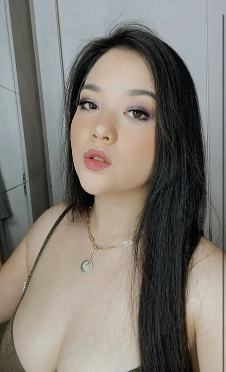 Sonia Elsie ASMR nudes model photo