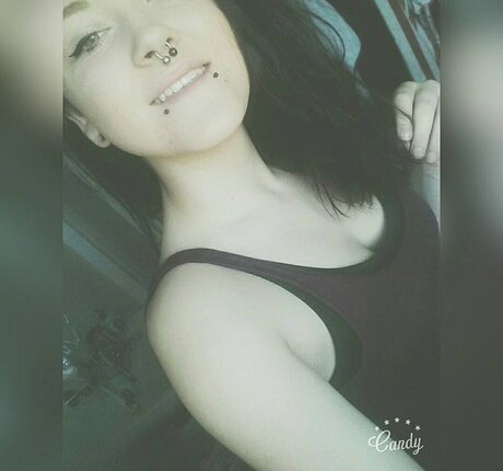 Laura Knoblauch free model pictures