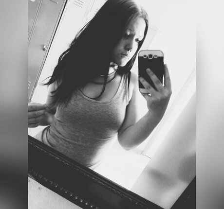 Laura Knoblauch sex pornstar img