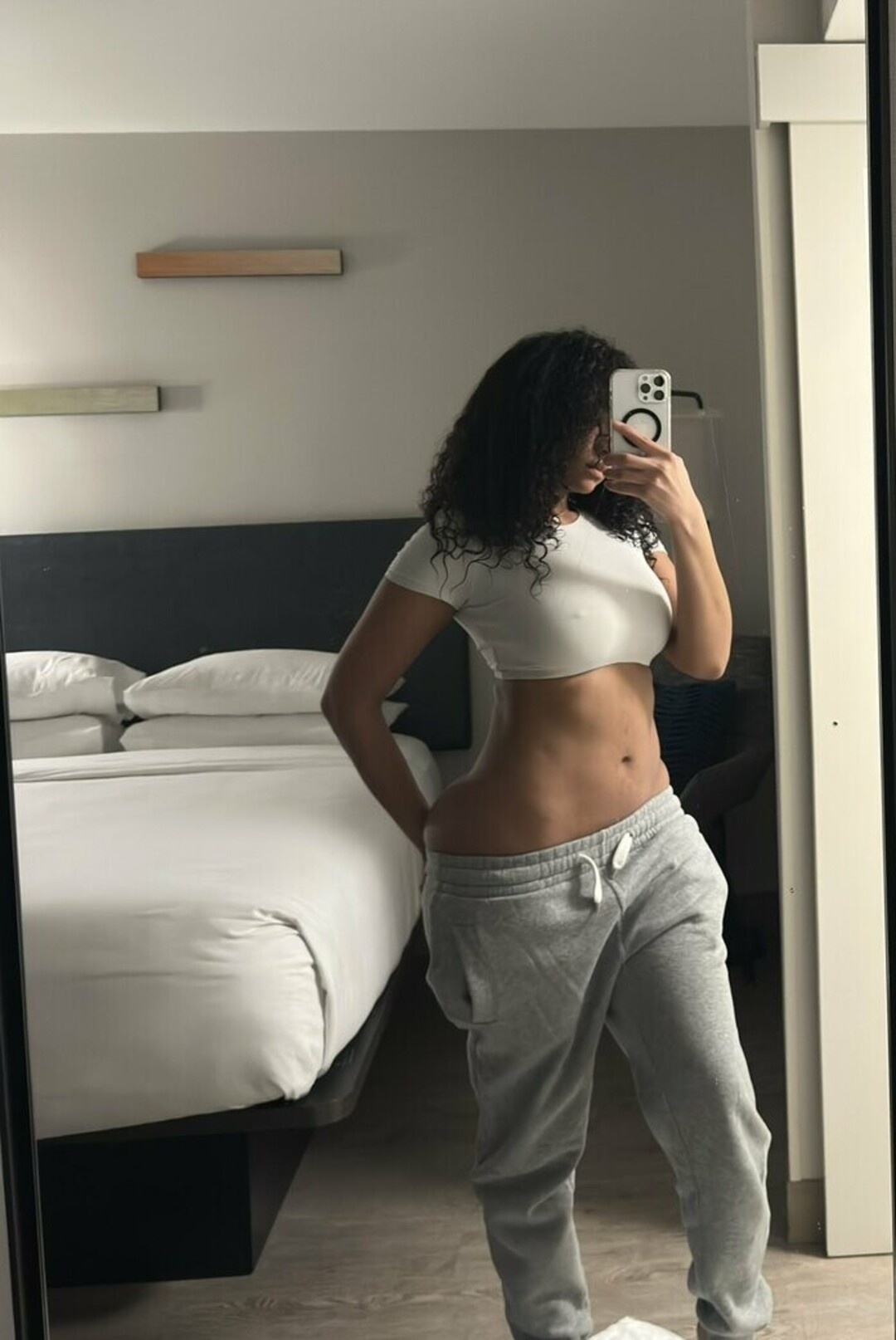 Joialexandri naked star pictures