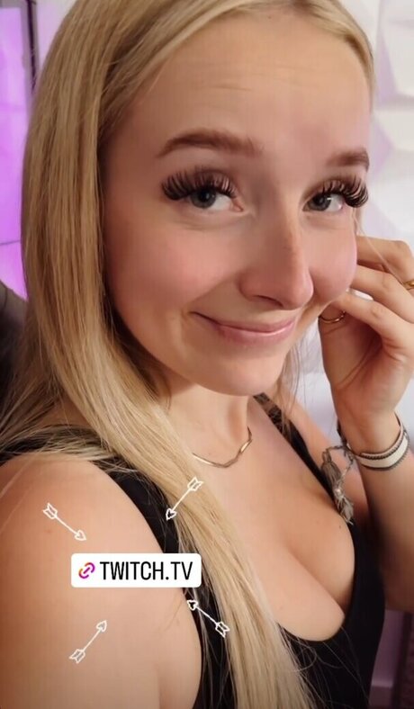tiny onlyfans hot xxx gallery