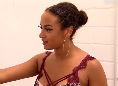 Shaggy Baggy star nudes photo