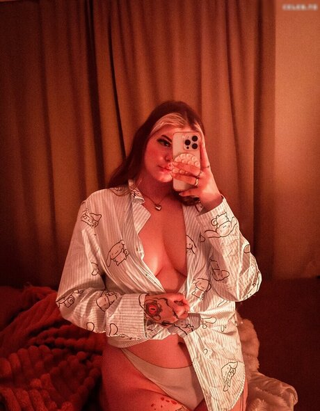 Feneliactx best pornstar img