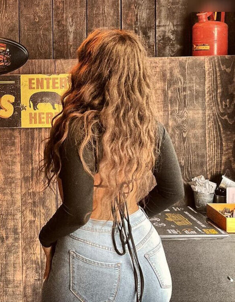 amateur cuckold onlyfans beautiful photo