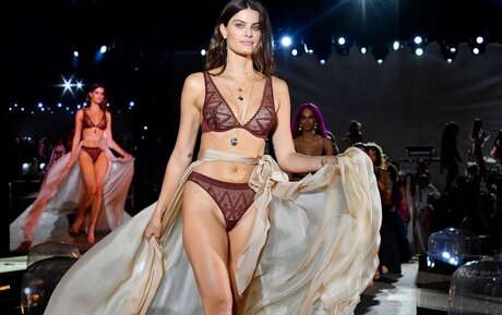 hot milf onlyfans top img