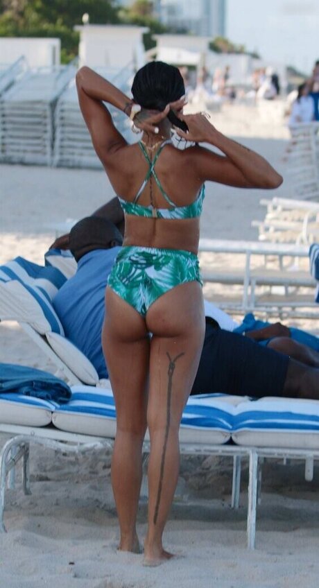 Karrueche Tran free actress photo