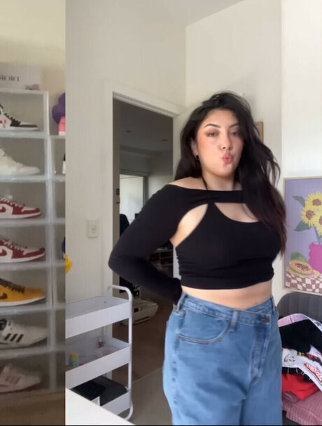 ASMR JADE free star photo