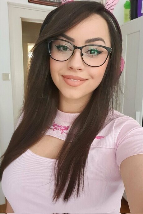 Bunnygirl pornstar naked pictures