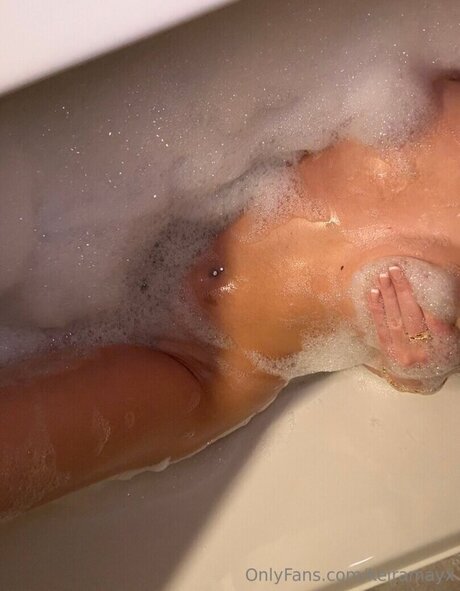 keiramayx naked model galleries