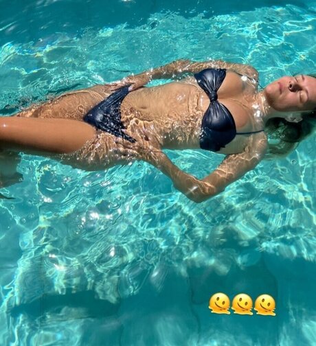 Dagi Bee star sexy images