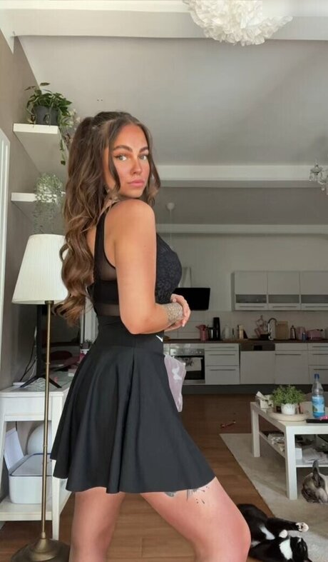 Tizeax hd pornstar picture