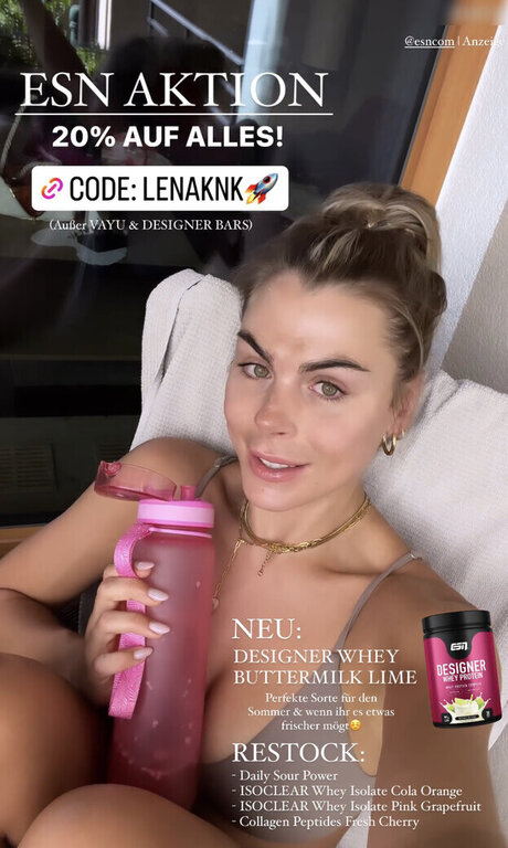 Lenaknk pretty pornstar pics