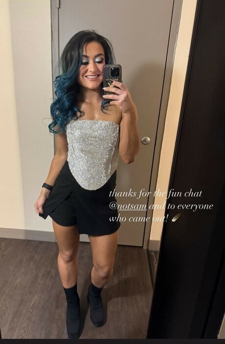 Lyra Valkyria beautiful model pics