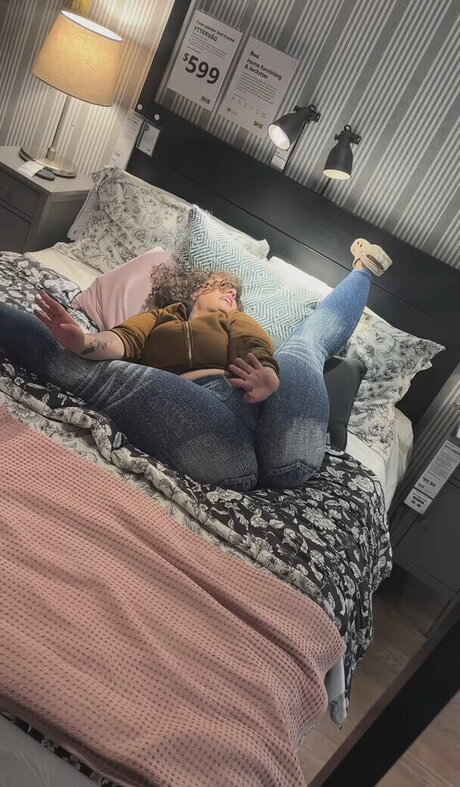 Shainarae model sex archive