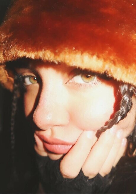 Sophie Michelle sexy pornstar pics