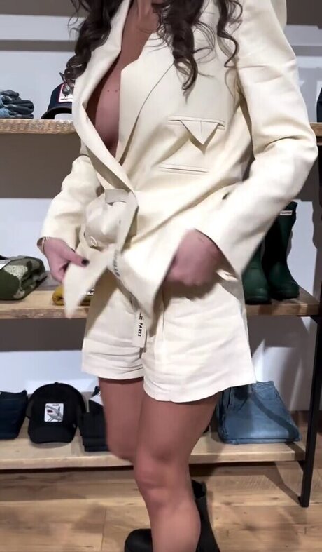 Claudia Magnabosco naked pornstar photo