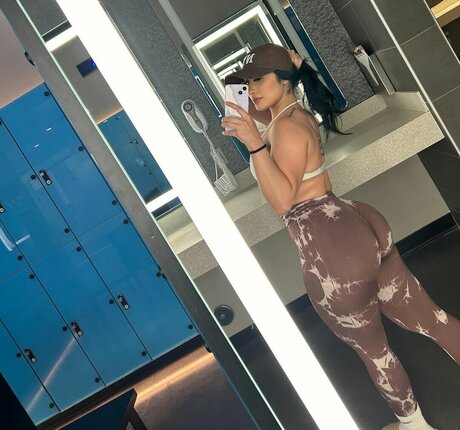 Karen Cantu model top picture