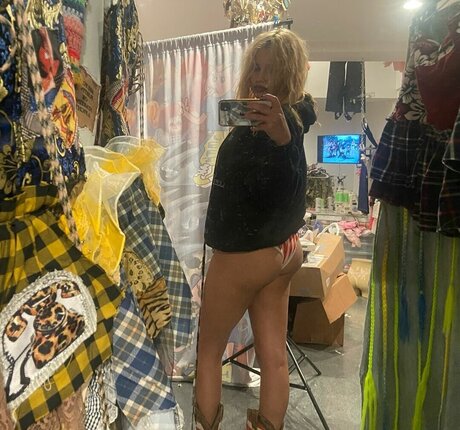 Tommy Genesis adult star galleries