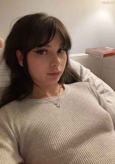 charlize sex model img