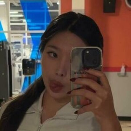 claragsule profile image