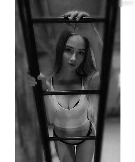 Nicki Anna top pornstar img