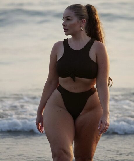 Emma Christina thumbnail